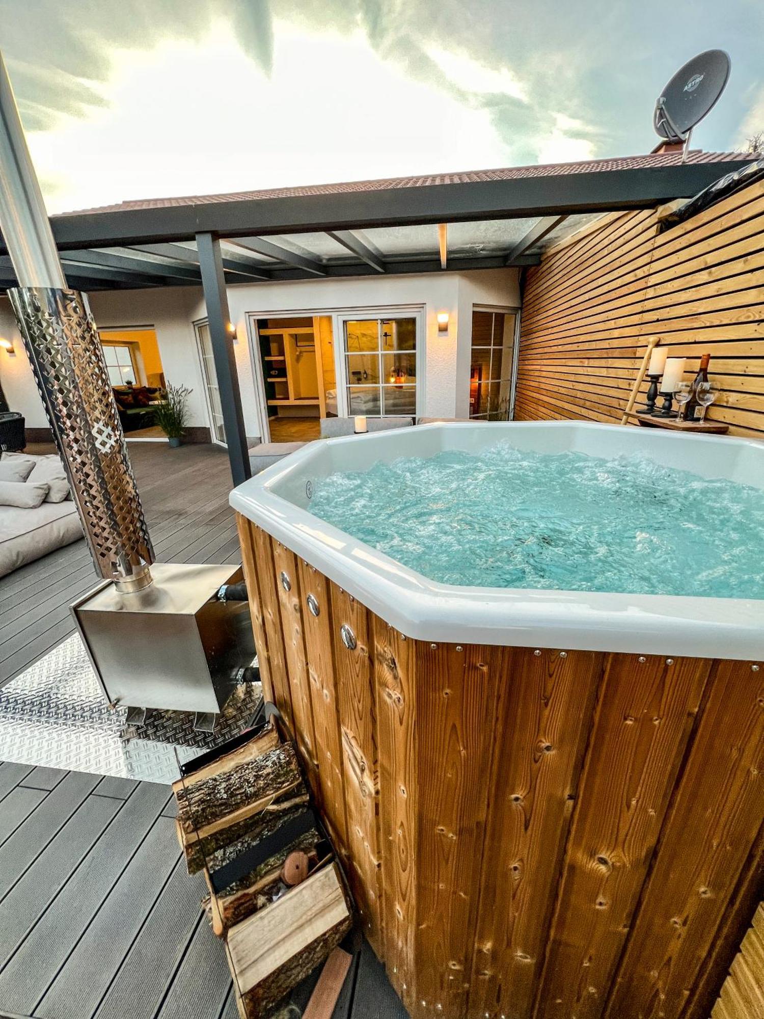 Junipro Luxury Apartments Bosen-Eckelhausen ภายนอก รูปภาพ